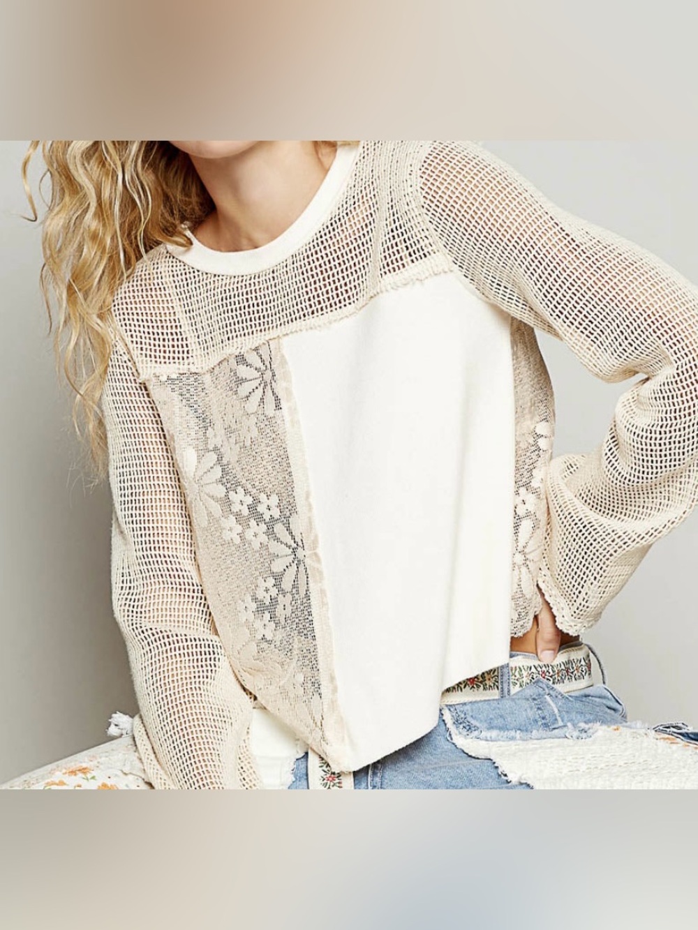 POL White Lace and Mesh Oversized Long Sleeve Blouse - Size S